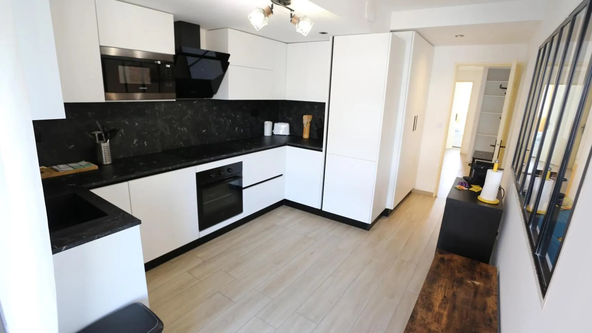 Bel Appartement T3 A Louer Marseille Frankrike
