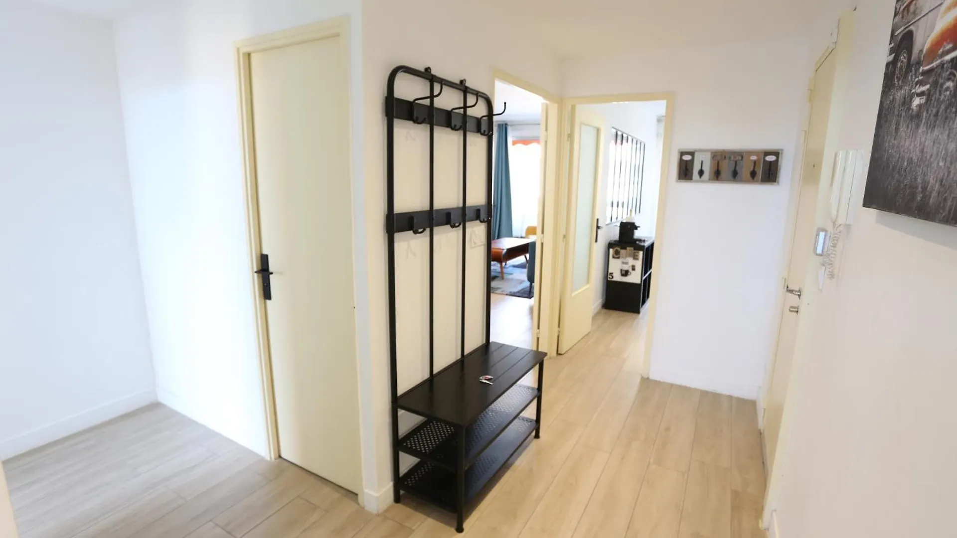 Lägenhet Bel Appartement T3 A Louer Marseille